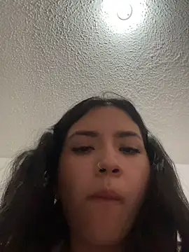 Mila_Morgan élő XXX-chatje