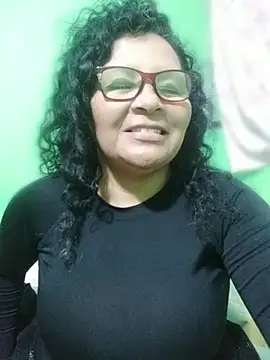 Amarantha25 élő XXX-chatje