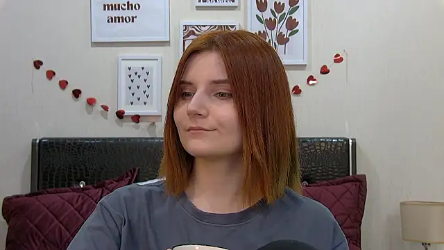 KellyStoneのライブXXXチャット