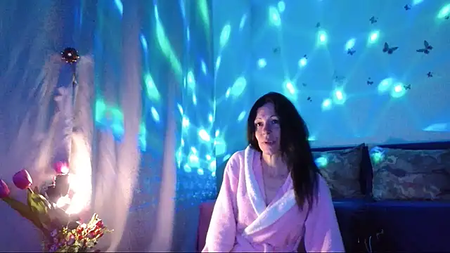 ElysaSunのライブXXXチャット