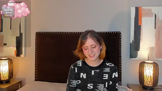 seraphine_star Chat XXX live