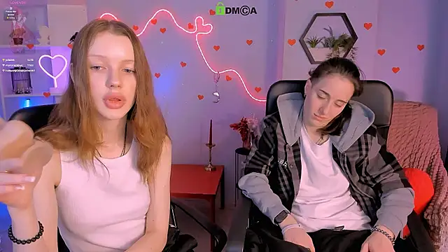 khloebeauty Adlı Modelin Canlı XXX Sohbeti