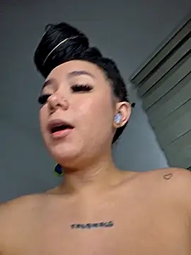 alaia_princessのライブXXXチャット