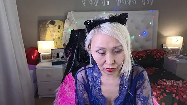 RoxalanaStar 现场XXX聊天