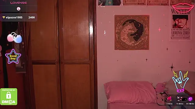 Katyroronoa live XXX chat