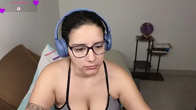 blue__moon_ Adlı Modelin Canlı XXX Sohbeti