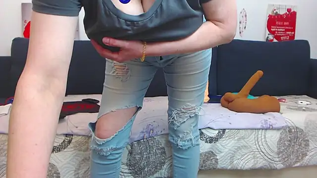 Playful_Goldie_WOW__ Webcam show