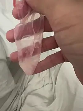 adhesivetn 在線直播表演