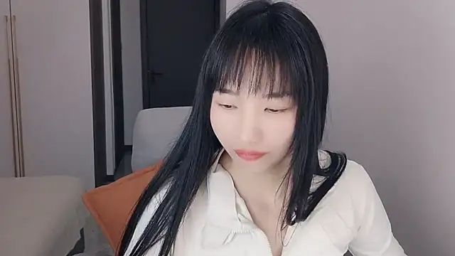 Lisa-3333 – Live XXX-chat