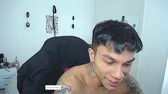 Leonard_Price Adlı Modelin Web Kamerası Şovu