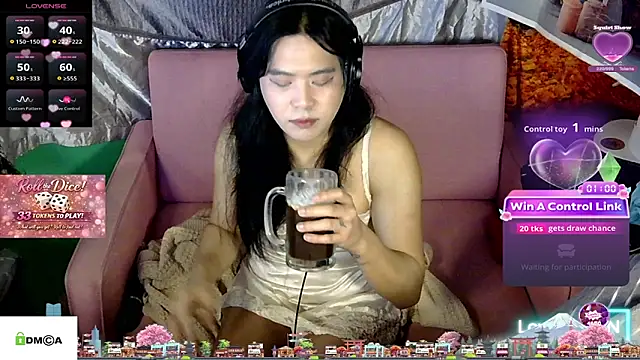 tashakaixxx Adlı Modelin Canlı XXX Sohbeti