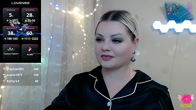 JewellKiss7のライブXXXチャット