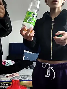 KratosAfroditacs Chat XXX live