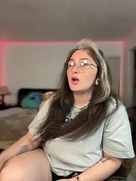 Alix_Valentine 即時 XXX 聊天