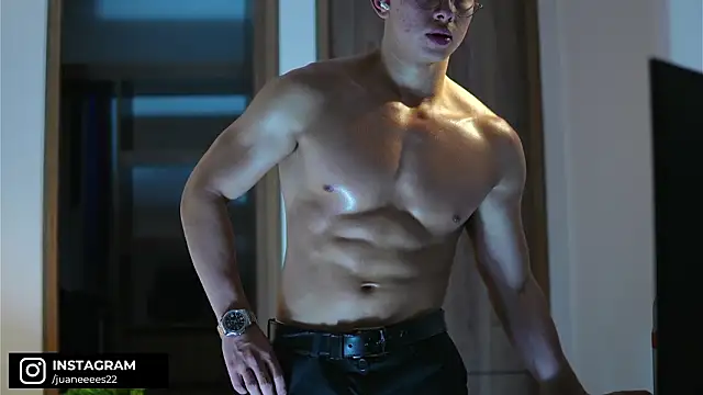 Вебкам-шоу DeusbelliS