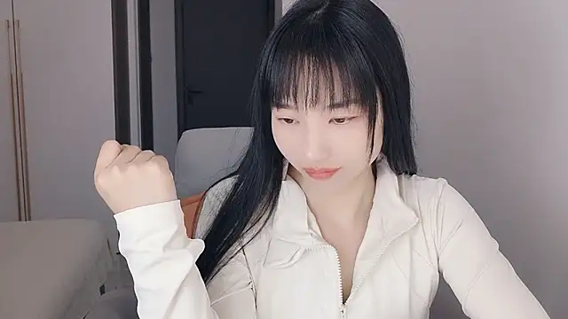 Lisa-3333 即時 XXX 聊天