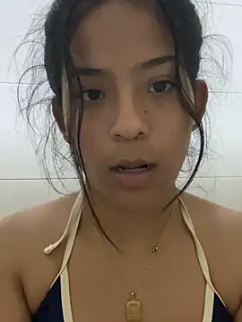 LeahBarのライブXXXチャット