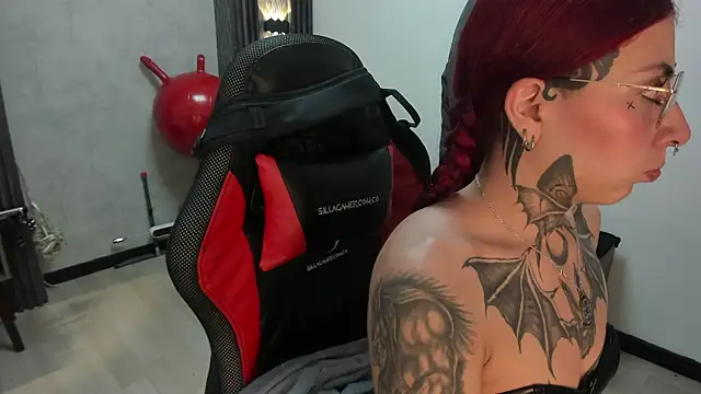 Chat +18 de selene_red_ ao vivo