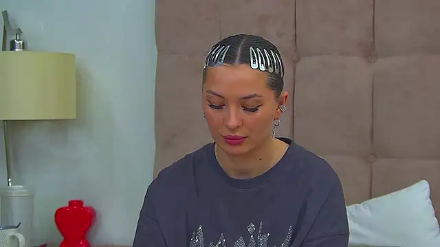 Czat XXX na żywo – AlexandraBloom