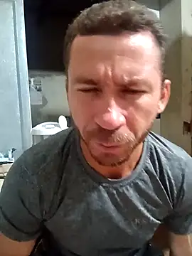 RobertoLuiz84 – webcam-show