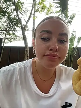 KiraSunshine Live XXX-Chat