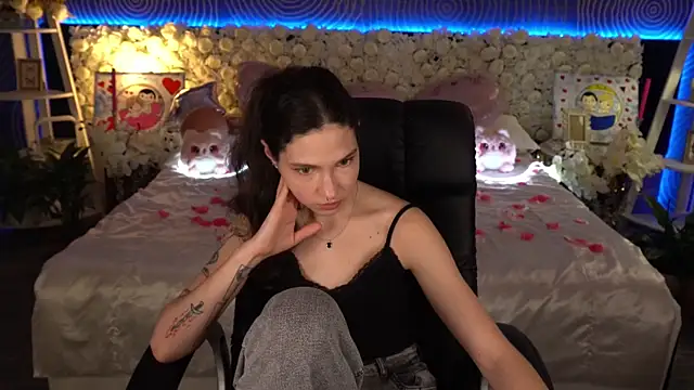 XXX chat uživo modela BabyFlowerr