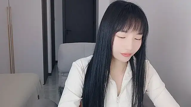 Lisa-3333 即時 XXX 聊天