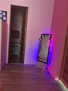 mommyselenafit_のライブXXXチャット