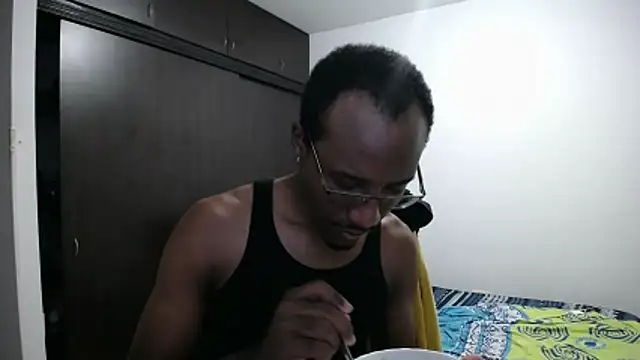 axel_rios_: онлайн-секс-чат