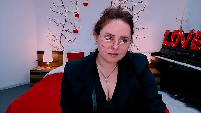 Hennessy_bunny élő XXX-chatje