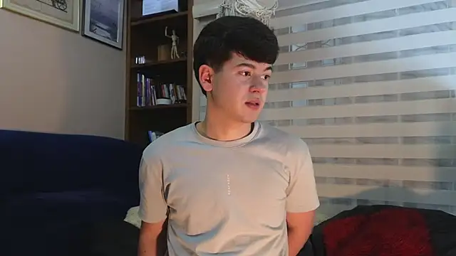 Show de tightncuteass na webcam