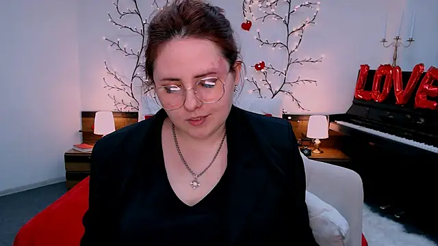 Hennessy_bunny Chat XXX live