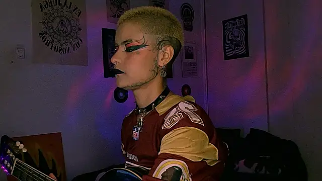 alex_one888n Live XXX chat