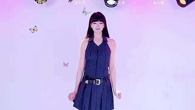 LOVE-001 webcam show