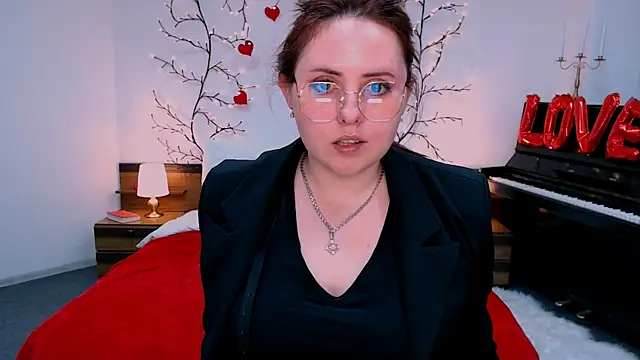 Chat +18 de Hennessy_bunny ao vivo