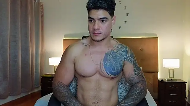 Show modela Steven_Velez na web-kameri