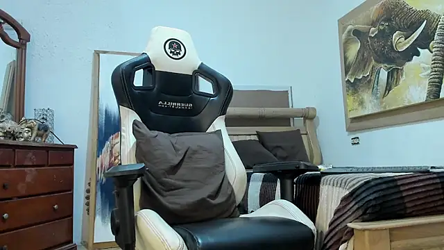 mr_stiven_: онлайн-секс-чат