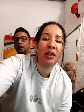 yoahotpetrafiery Adlı Modelin Canlı XXX Sohbeti