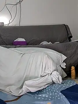 Chat XXX en directo de estrella_tasty