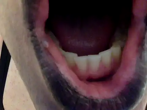 HandsomeAlfie Chat XXX live