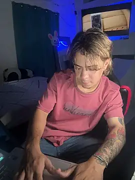 AngelLatinBoy's Webcam Show