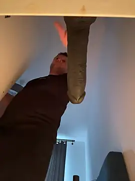 Jaropol 现场XXX聊天