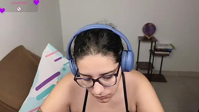 blue__moon_ élő XXX-chatje