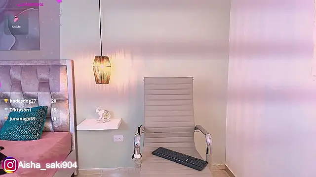 Онлайн чат XXX aisha_sakina