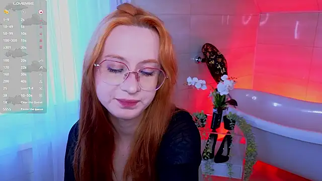 WICKEDEMBER élő XXX-chatje