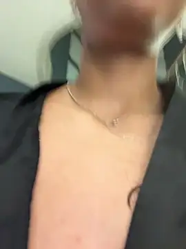 XXX chat uživo modela MiilaBlake