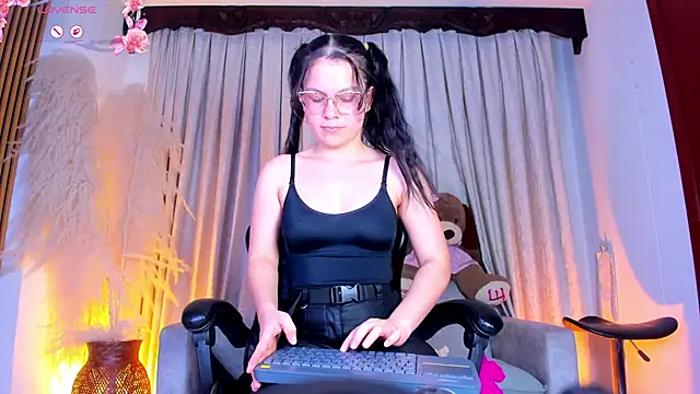 XXX chat uživo modela alejagarcia_