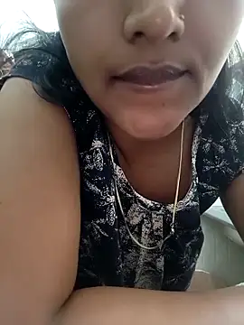 XXX chat uživo modela Hot-Tinaa