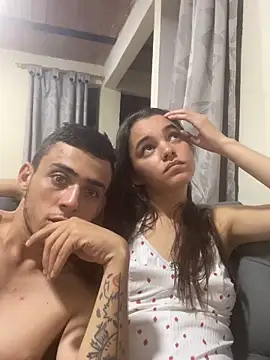 Онлайн чат XXX estrellajade