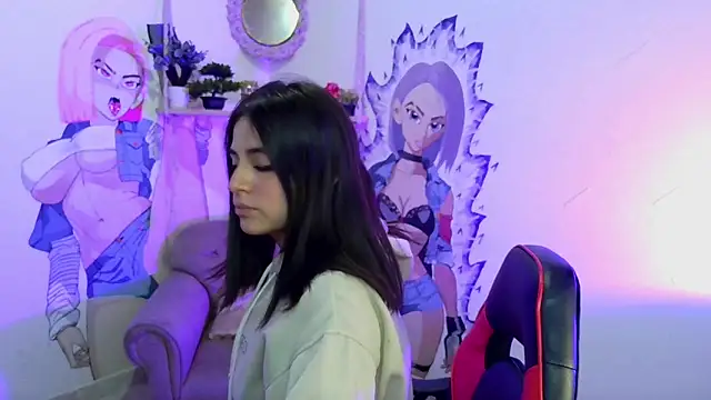 sofi_lara28 Adlı Modelin Canlı XXX Sohbeti